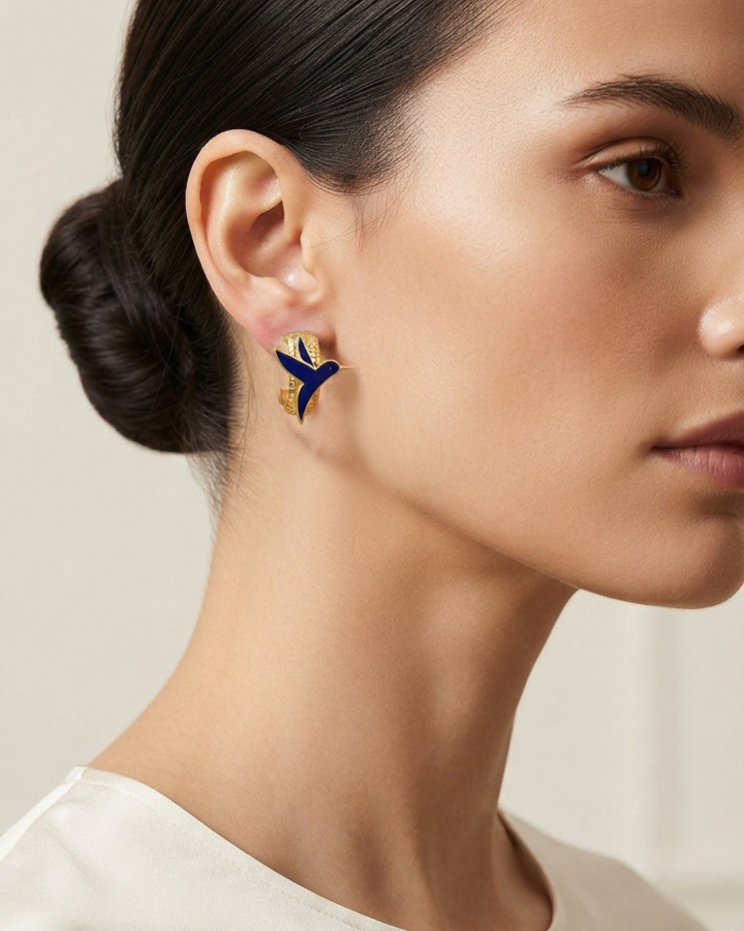 Hummingbird Hoop Earrings - Lapis Lazuli (Gold)